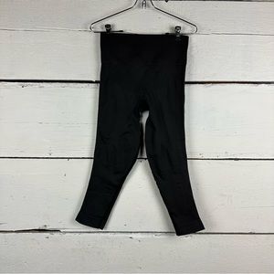 Lululemon crop pants seamless mesh